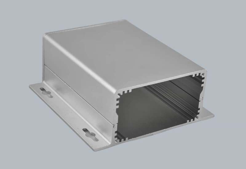 الألومنيوم الإسكان